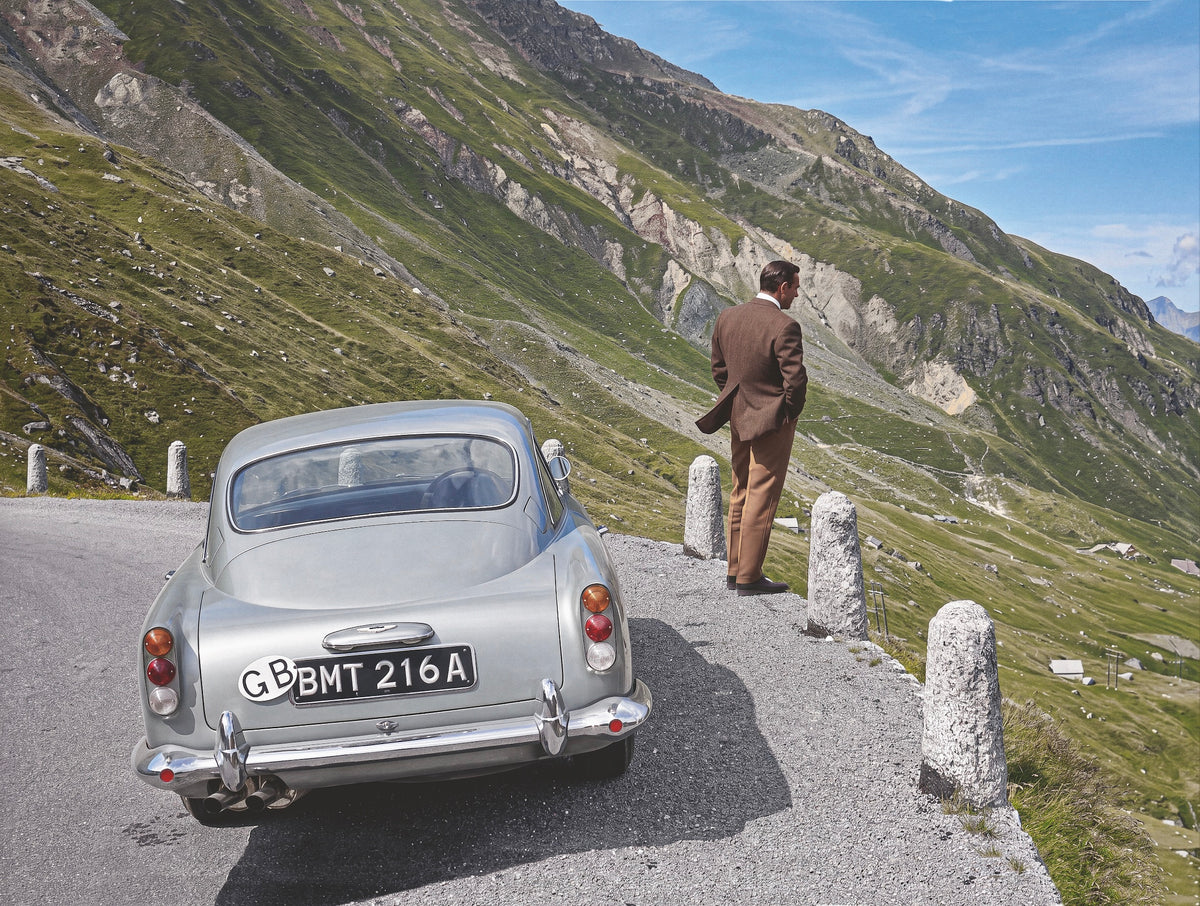 Poster: Sean Connery as James Bond with his Aston Martin DB5